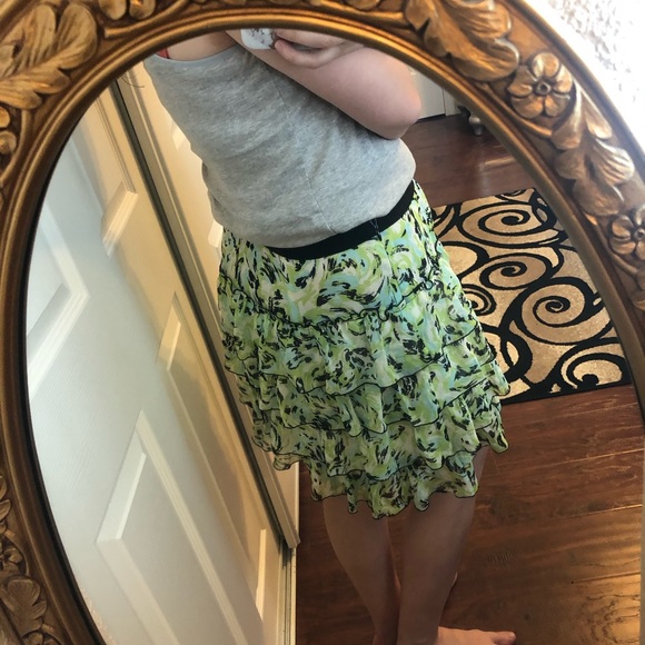 Beautiful Summer Skirt! - Picture 9 of 9